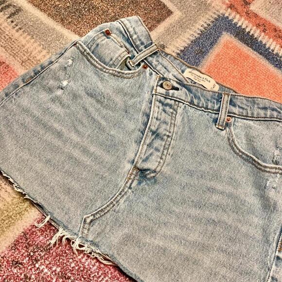 Micro mini high rise demin skirt by abercrombie and fitch! - Picture 2 of 8